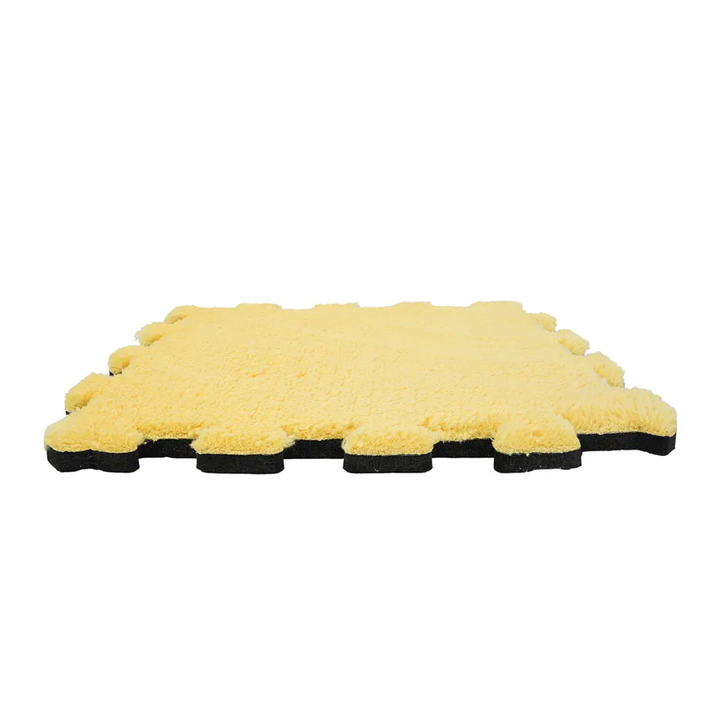 💛 DECOZEYN Açık Sarı Rengi Lüks Pelüş Kadife Puzzle Halı | Yumuşak Doku, Modüler Yapı | Salon, Oturma Odası ve Yatak Odası Decozeyn