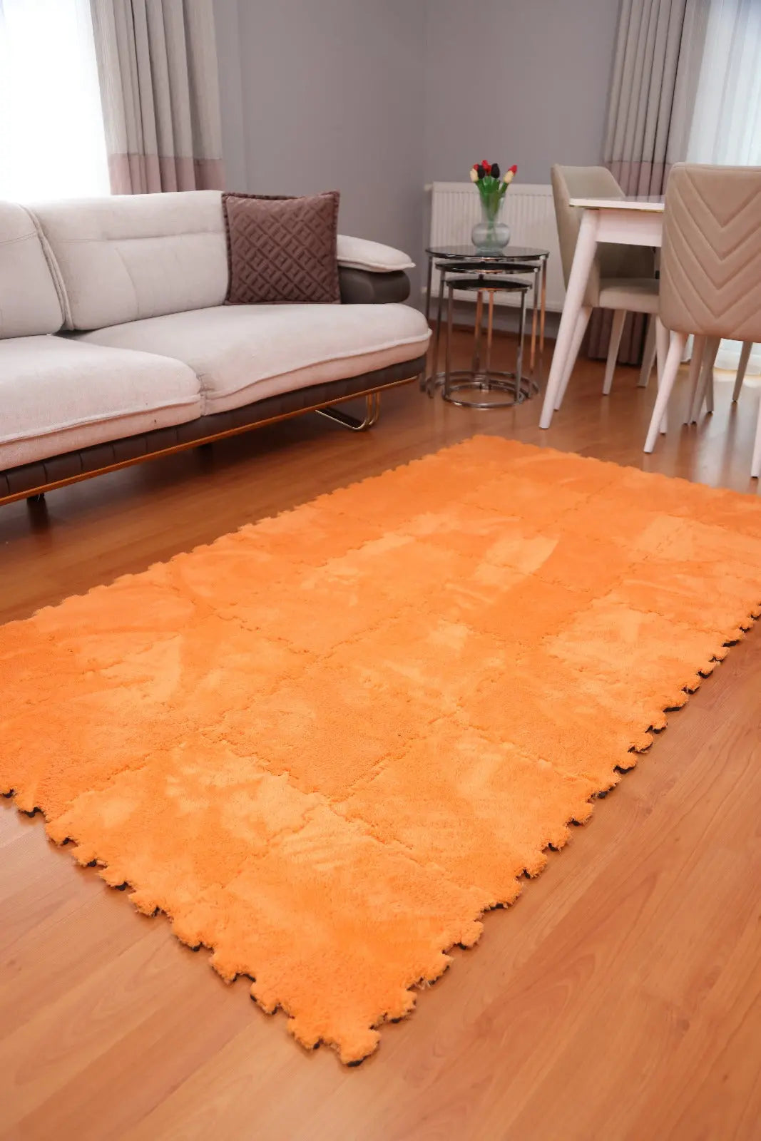 🟠 DECOZEYN Canlı Turuncu Rengi Lüks Pelüş Kadife Puzzle Halı | Yumuşak Doku, Modüler Yapı | Salon, Oturma Odası ve Yatak Odası Decozeyn